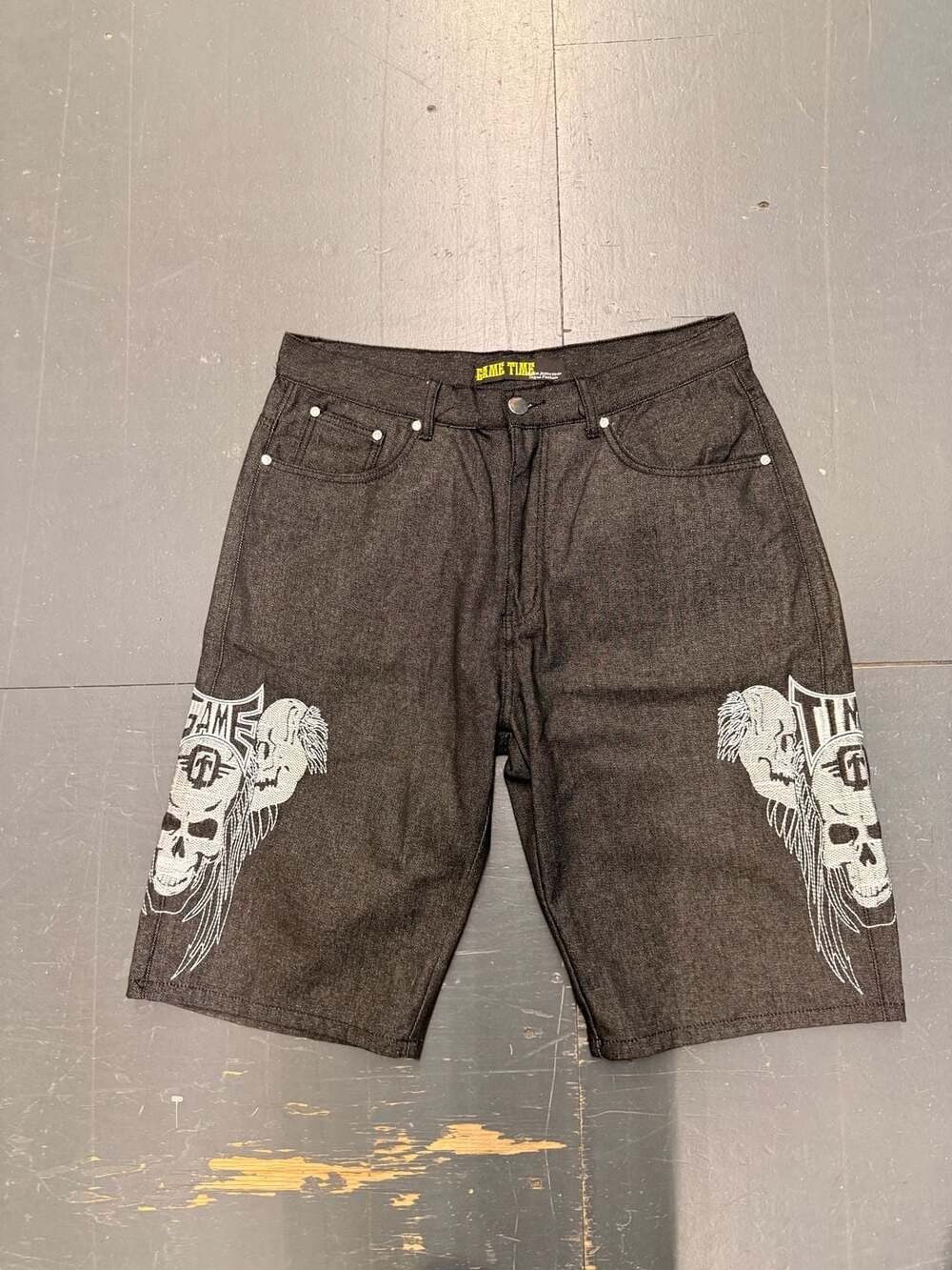 Game Time Denim Shorts Size 36 Black Skull Embroidery Streetwear Baggy